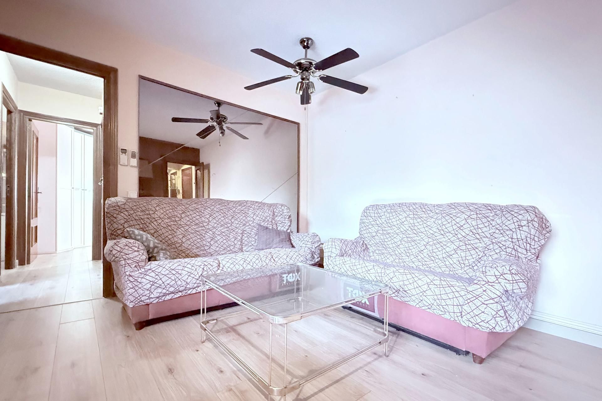 Sala d'estar de Pis en venda en Móstoles amb Aire condicionat, Calefacció i Traster