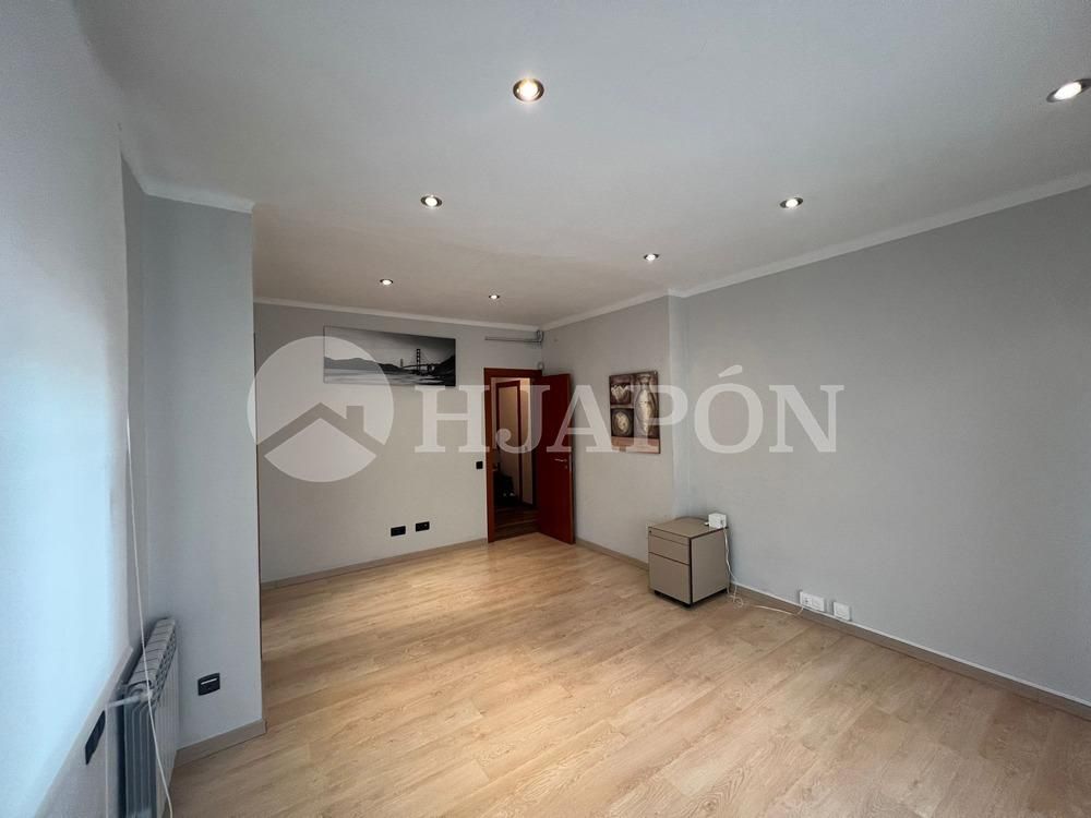 Premises to rent in Alella  with Air Conditioner and Furnished