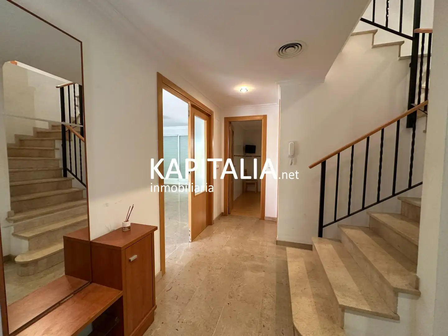 Casa o xalet en venda en Novelé  / Novetlè amb Aire condicionat, Jardí privat i Traster