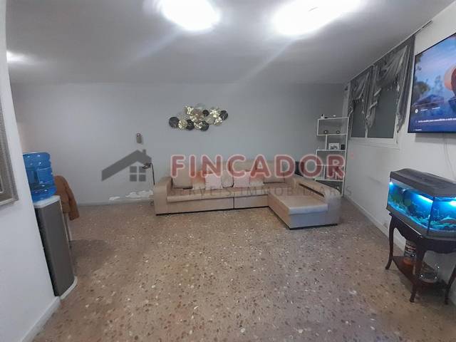 Piso en Venta en Carrer de la Rosa d'Alejandría en Pubilla Cases