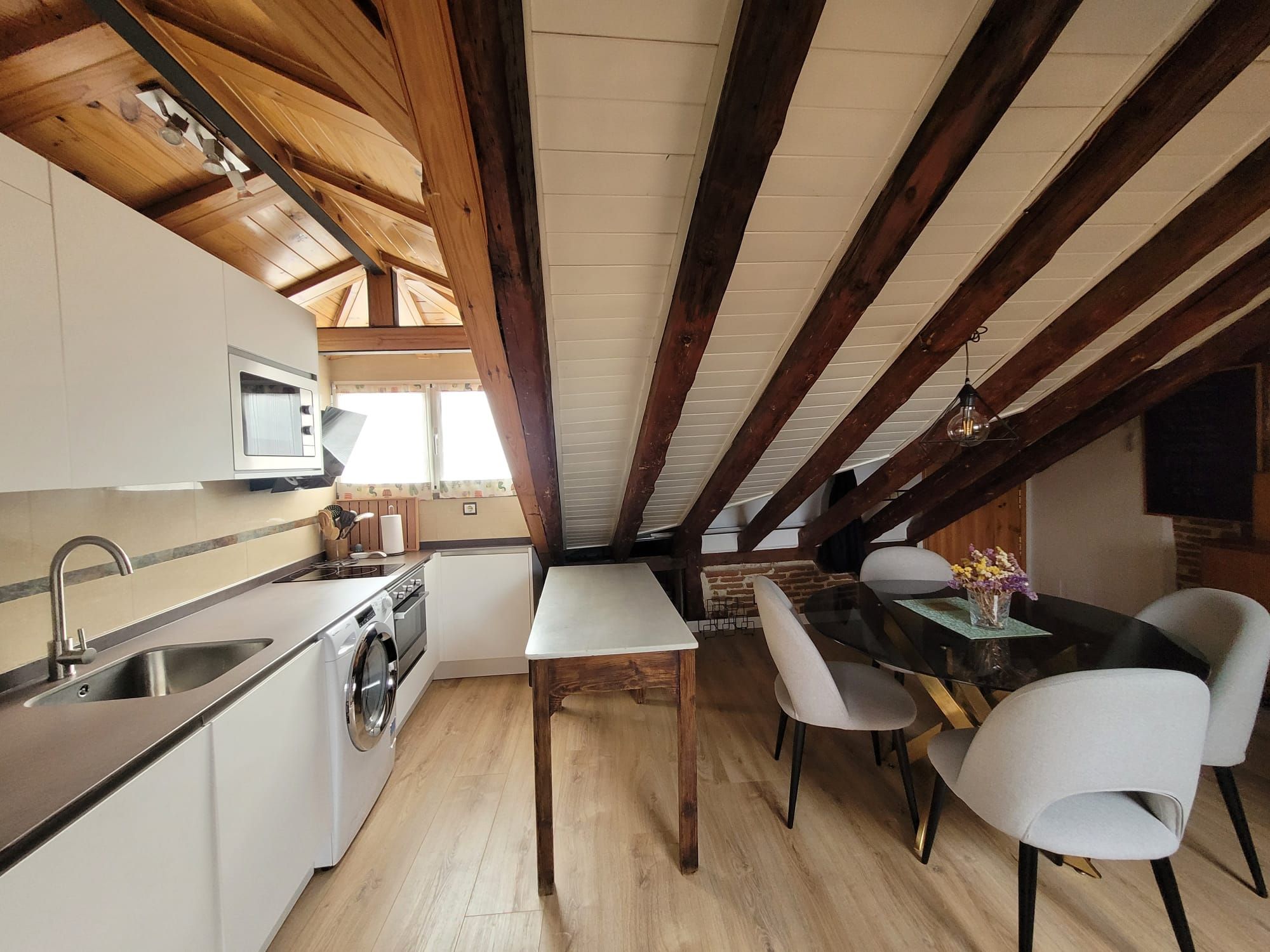 Apartment to rent in Calle de Embajadores, Embajadores - Lavapiés