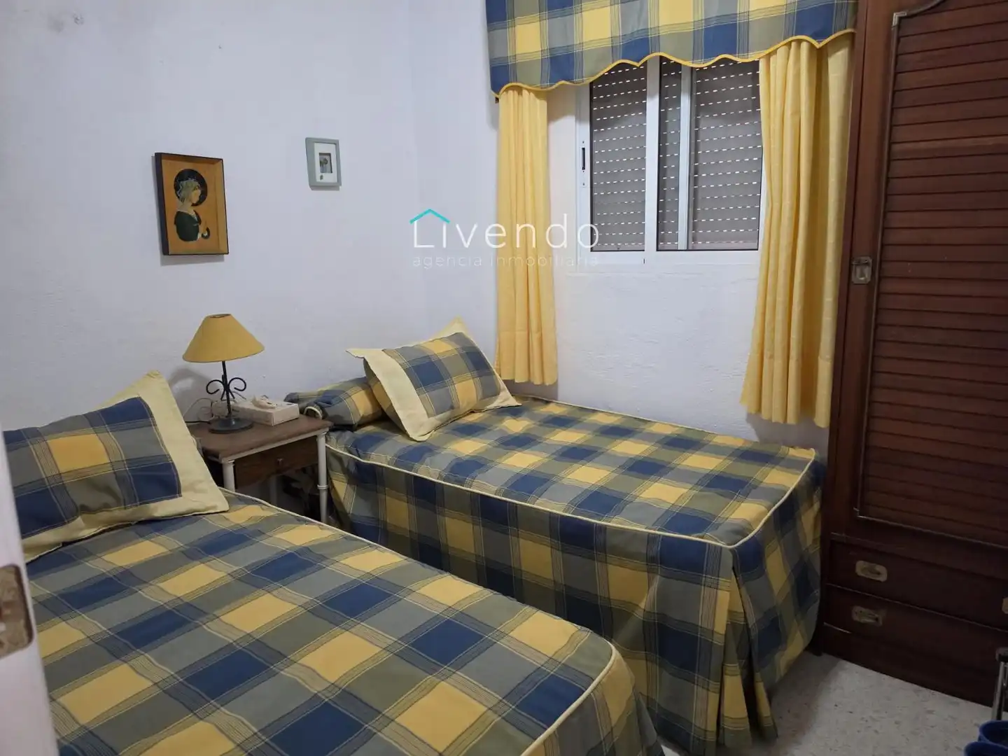 Dormitori de Casa o xalet en venda en Chiclana de la Frontera amb Jardí privat, Piscina i Piscina comunitària