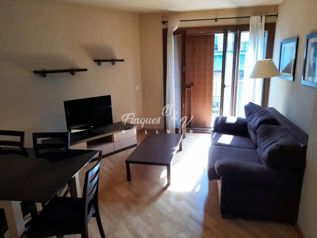 Wohnzimmer von Wohnung zur Miete in Bellver de Cerdanya mit Heizung, Parkett und Möbliert