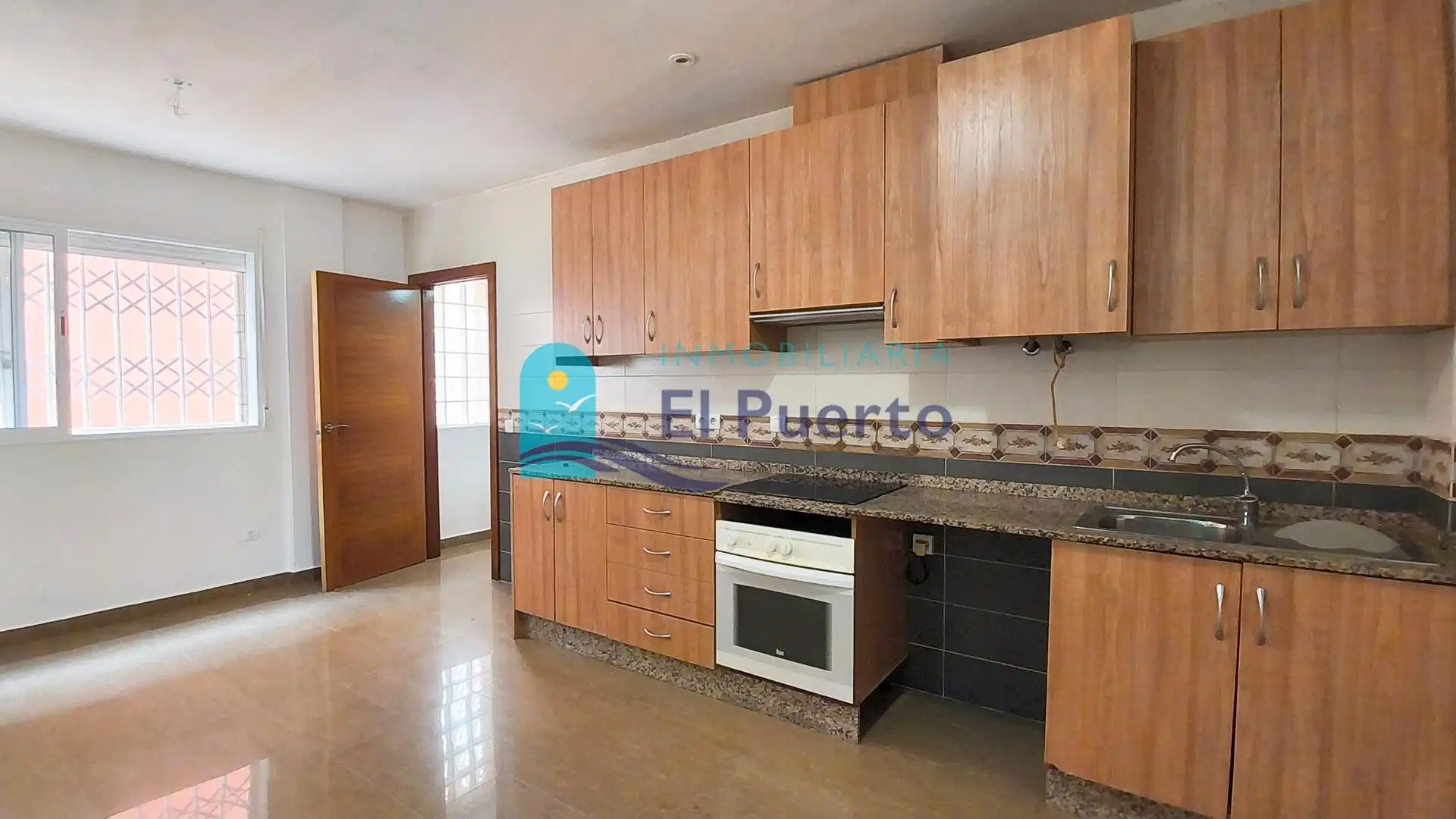 Cuina de Apartament en venda en Mazarrón amb Alarma