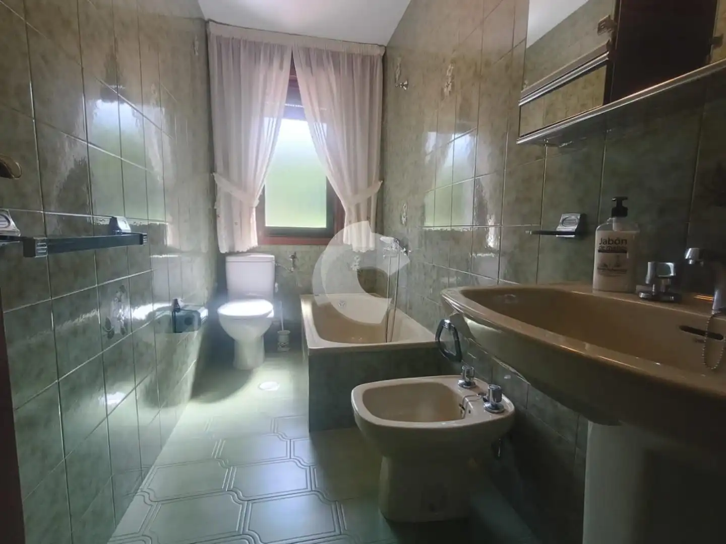 Baño de Casa o chalet en venta en O Pereiro de Aguiar  con Calefacción, Jardín privado y Trastero