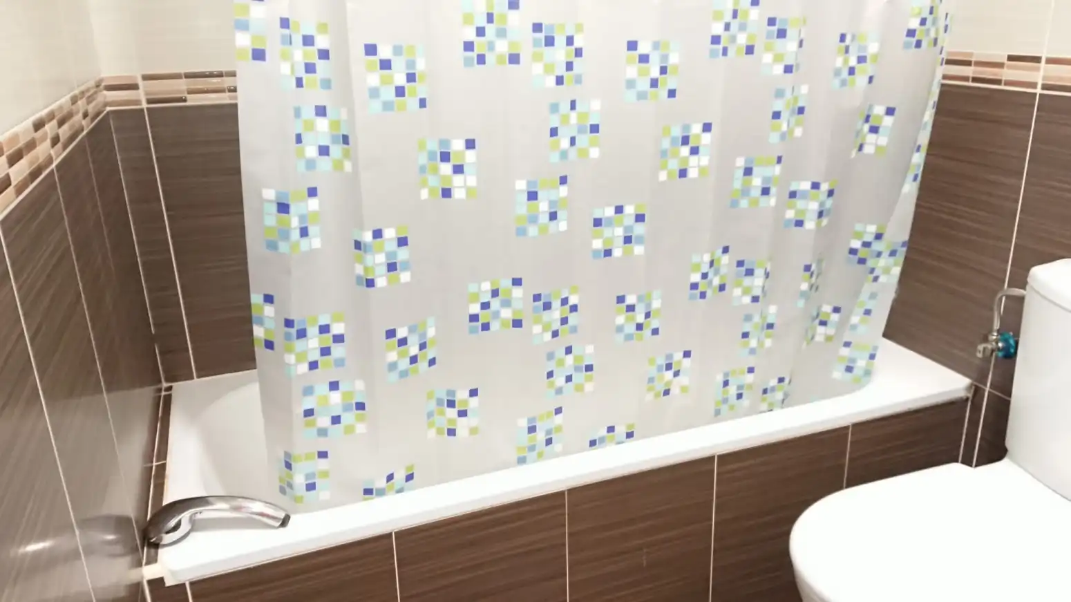 Bathroom of Flat for sale in Lardero  with Heating, Terrace and Swimming Pool