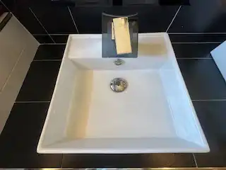 Bany de Casa o xalet en venda en Onzonilla amb Calefacció, Parquet i Terrassa