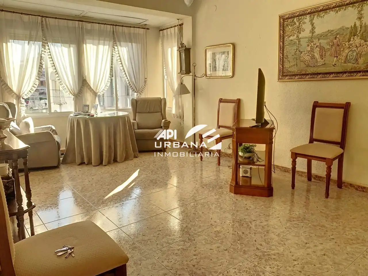 Piso con terraza en venta en Julio Romero De Torres, imagen 2