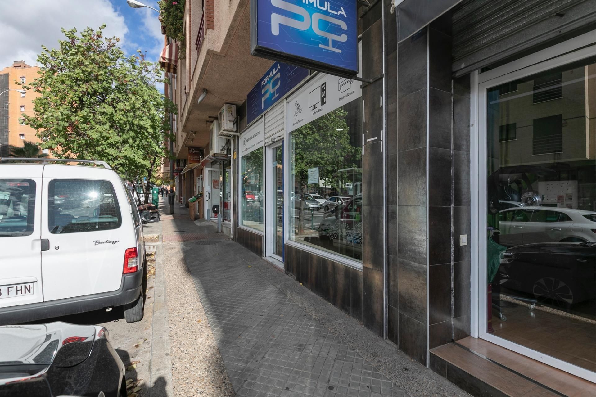 Premises to rent in  PDTA FRANCISCO JAVIER COB, Avda. Federico Garcia Lorca - Nueva Estación Autobuses