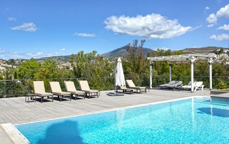 Detached house with pool for sale in Nueva Andalucía, imagen 8