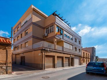 Flat with lift for sale in Balerma