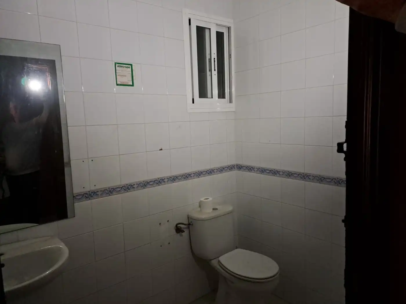 Baño de Local de alquiler en Villaverde del Río