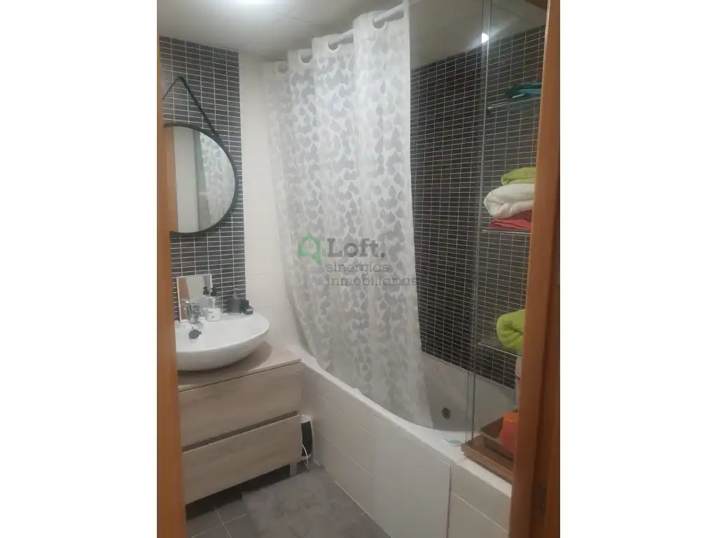 Bany de Apartament en venda en Badajoz amb Aire condicionat, Rentadora i Microones