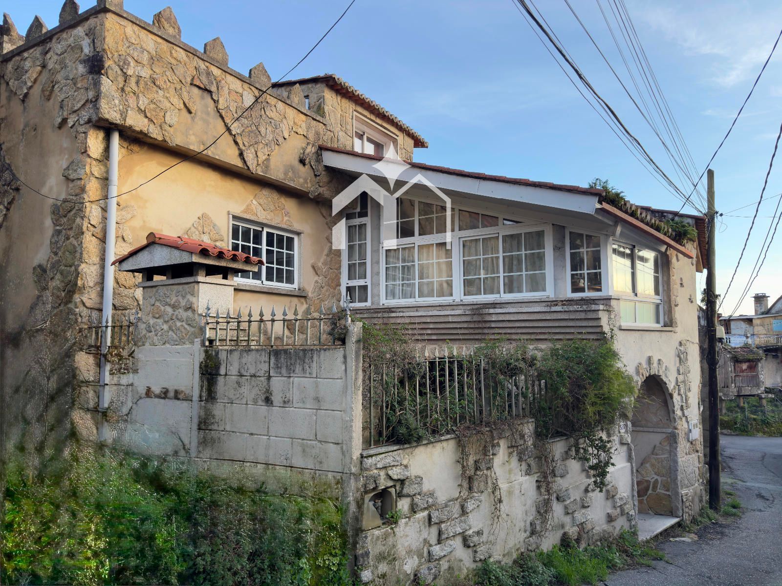 Vista exterior de Casa o xalet en venda en Moaña amb Calefacció, Terrassa i Moblat