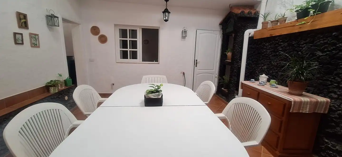 Casa o chalet de alquiler en Paseo de los Dragos, Agaete