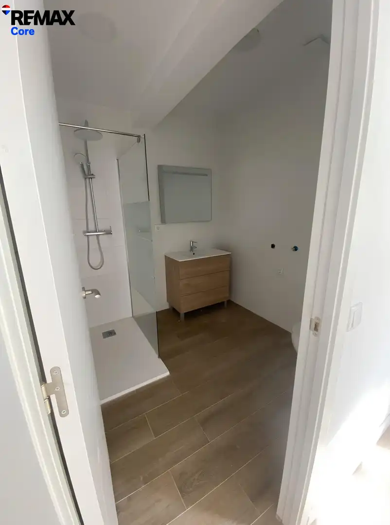 Bany de Pis en venda en Cáceres amb Aire condicionat, Calefacció i Terrassa
