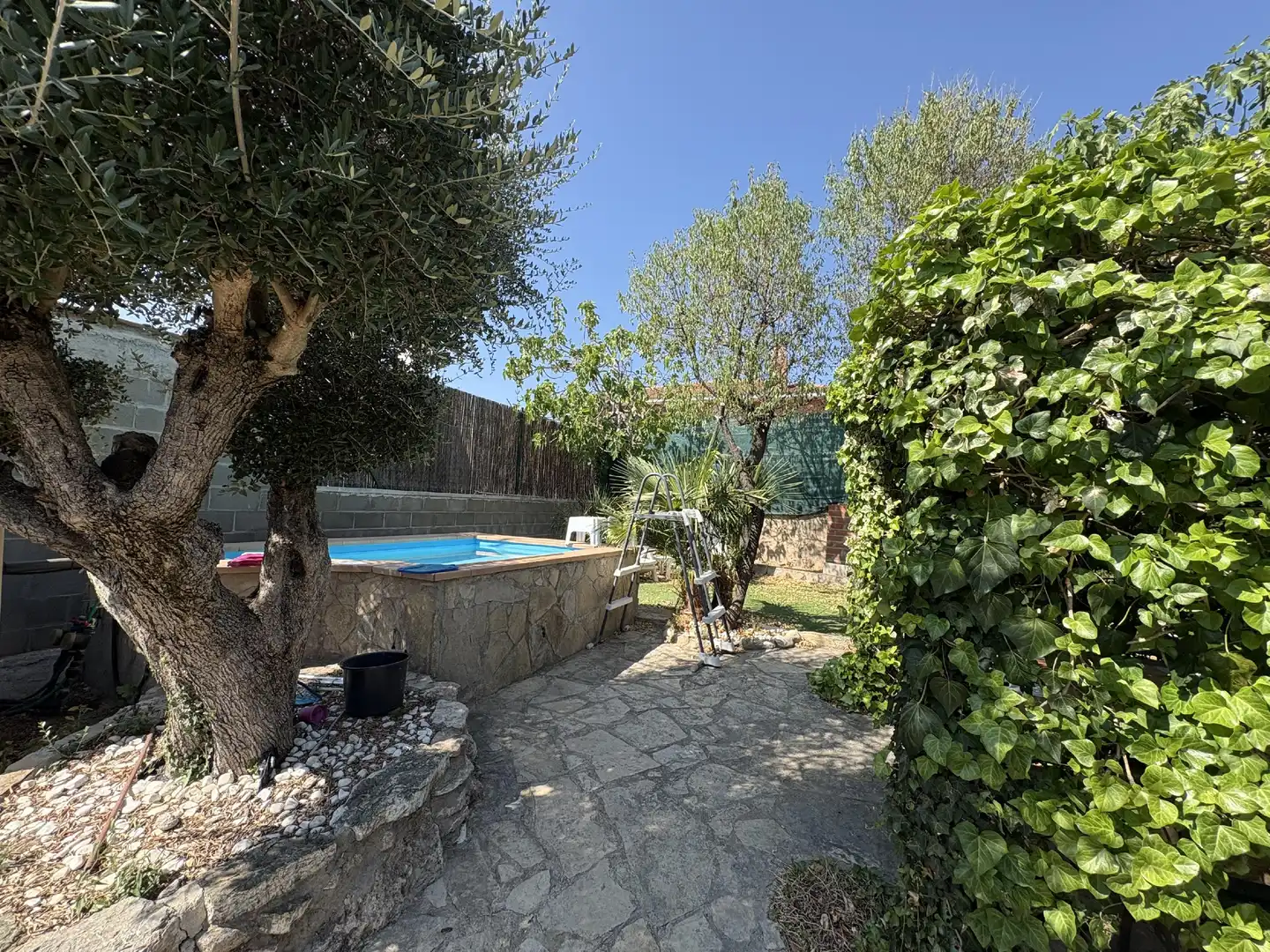 Piscina de Casa o xalet en venda en Cabrera d'Anoia amb Aire condicionat, Jardí privat i Traster
