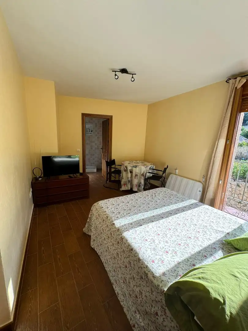 Bedroom of Detached homes for sale in Alocén  with Heating, Storage room and Balcony