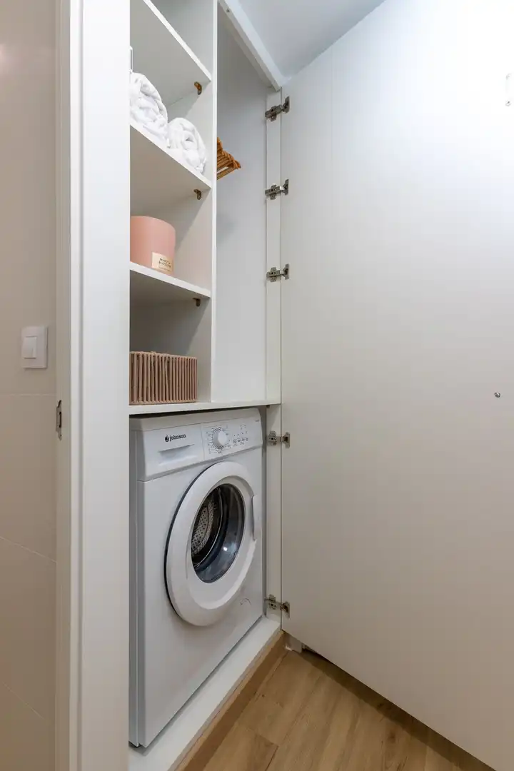 Dormitori de Apartament en venda en Roses amb Terrassa