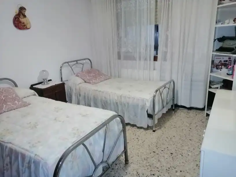 Habitación de Piso en venta en Barcelona con Calefacción, Amueblado y Balcón