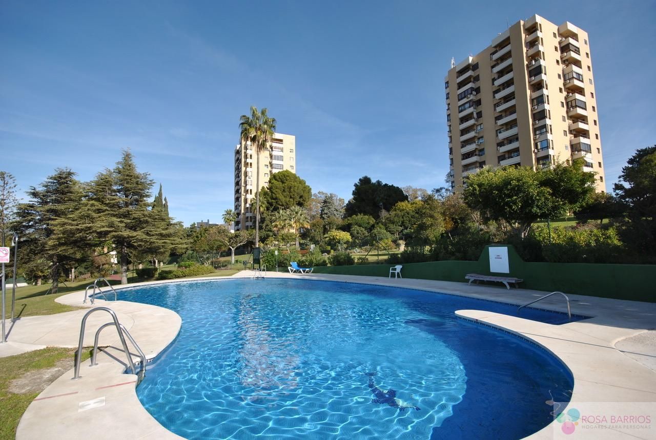 Piscina de Apartamento en venta en Marbella con Aire acondicionado, Terraza y Piscina comunitaria