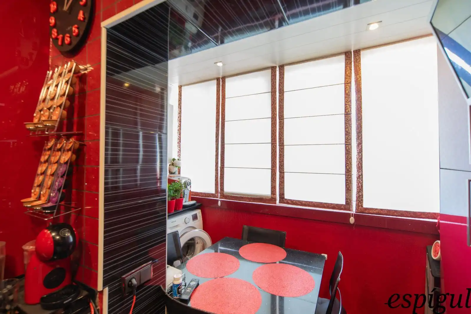 Flat for sale in Corunya, Sant Narcís