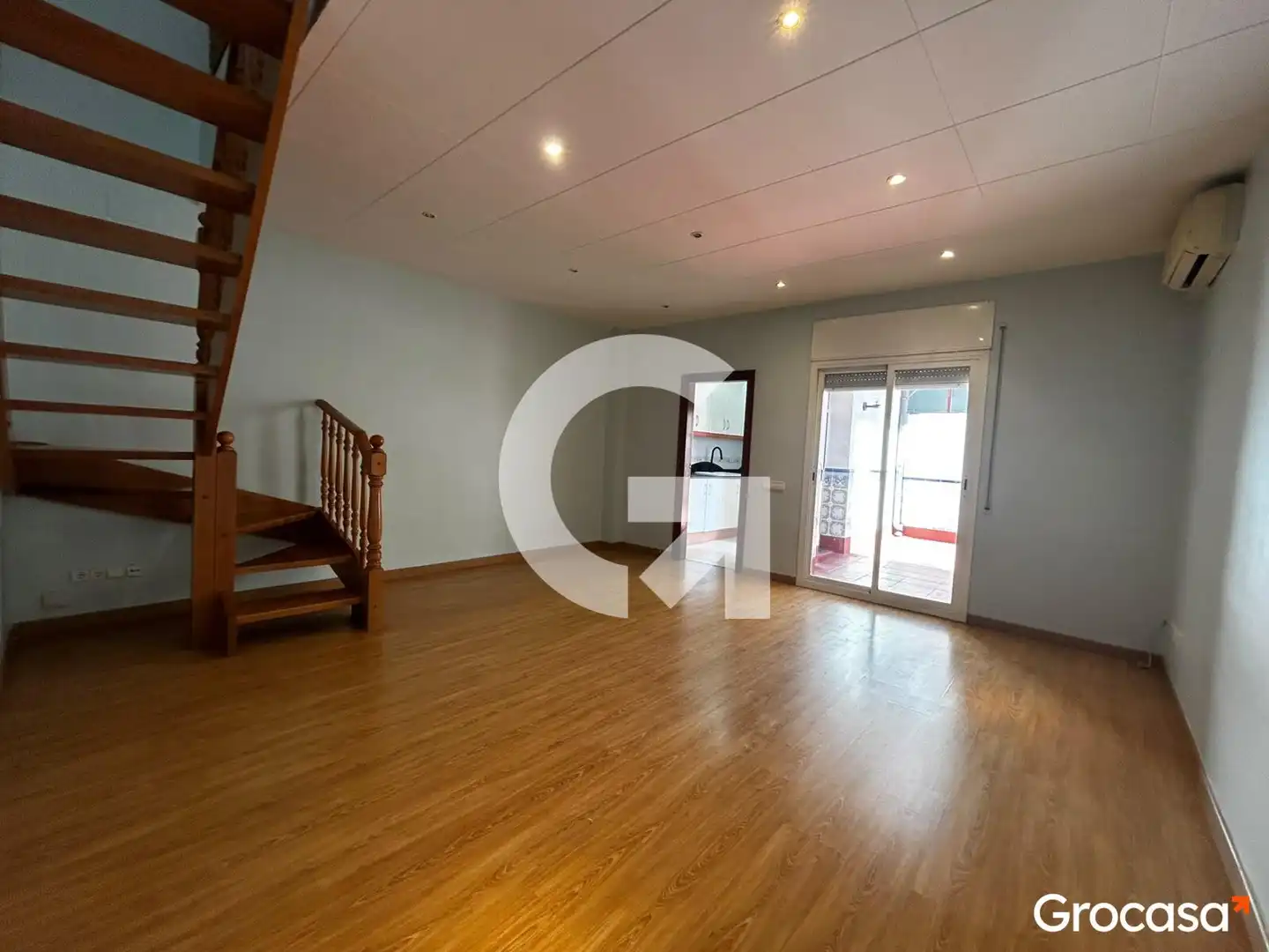 Flat for sale in Mataró  with Air Conditioner, Terrace and Storage room