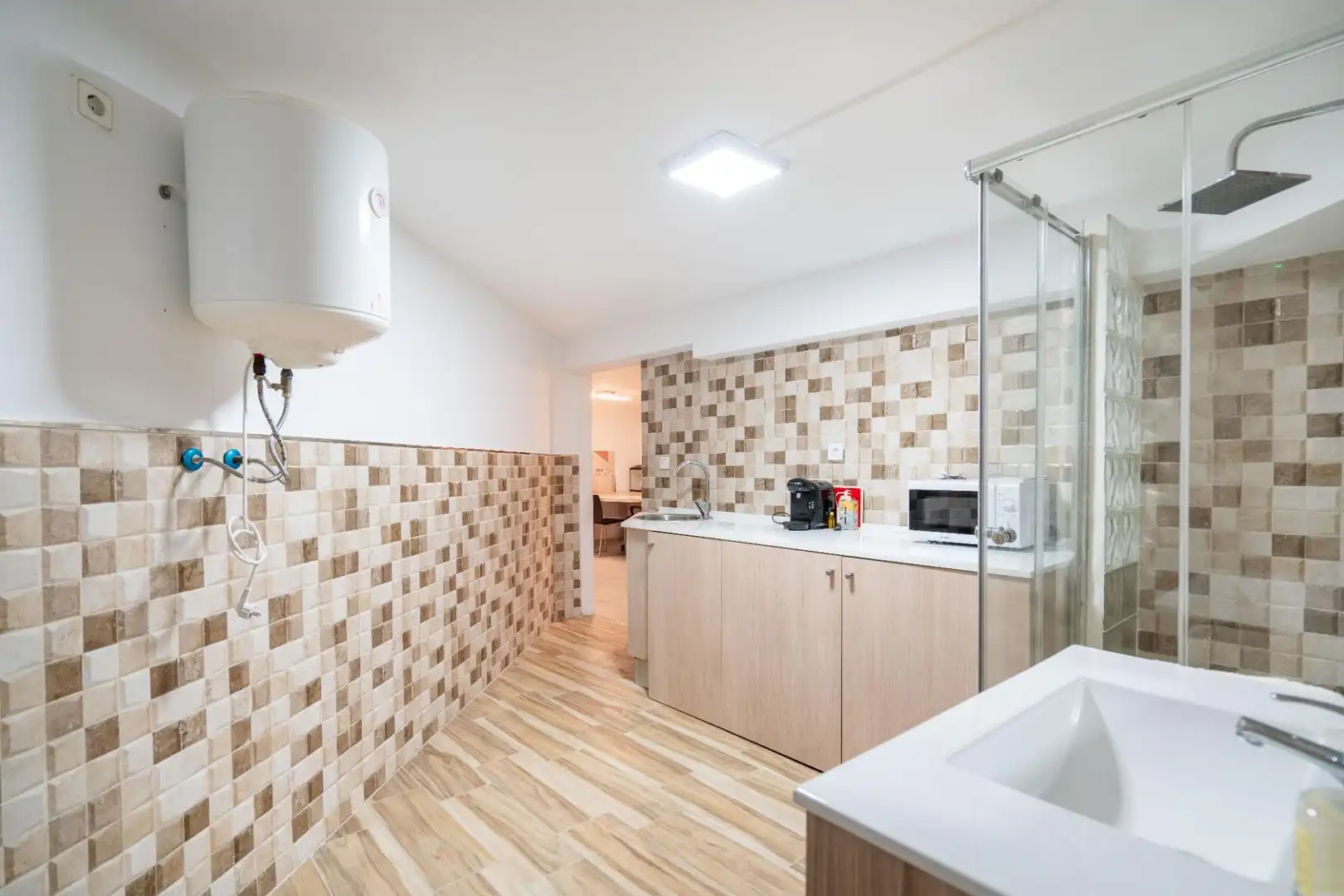 Business premises for sale in Calle Calle Reyes Católicos 12, imagen 22