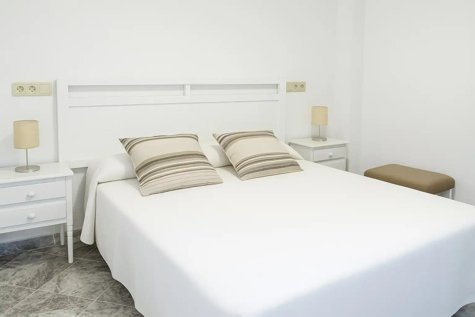 Apartamento con ascensor en alquiler en Avinguda del Papa Luna 10, imagen 19