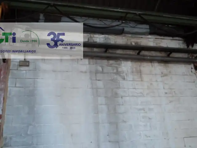 Außenansicht von Fabrikhallen zum Verkauf in Villanueva de Gállego