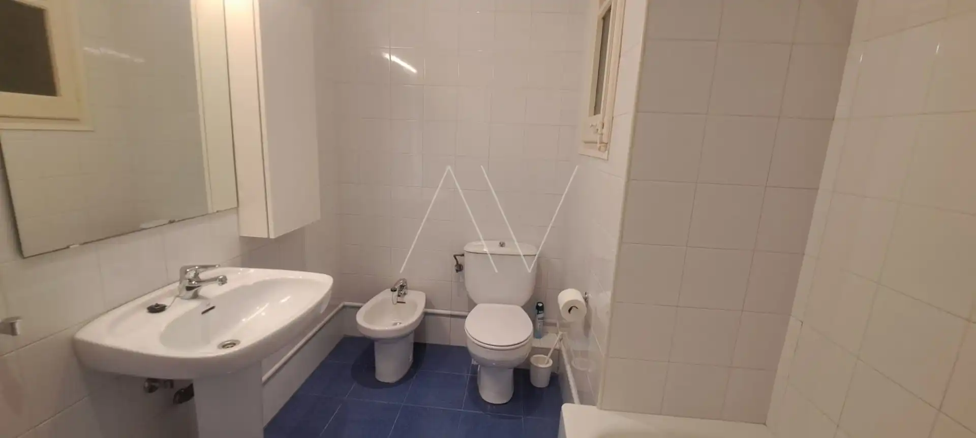 Bathroom of Flat for rent in Barcelona  with Heating