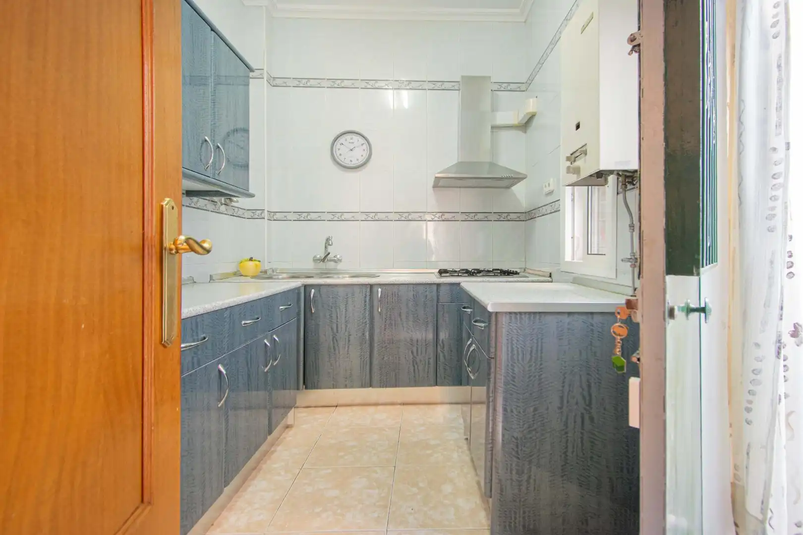 Cocina de Casa o chalet en venta en Sevilla con Aire acondicionado, Calefacción y Terraza