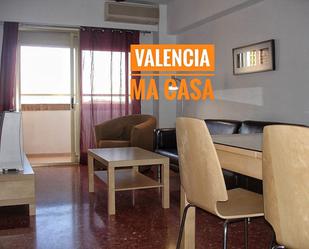 Bedroom of Flat to rent in  Valencia Capital  with Air Conditioner and Balcony