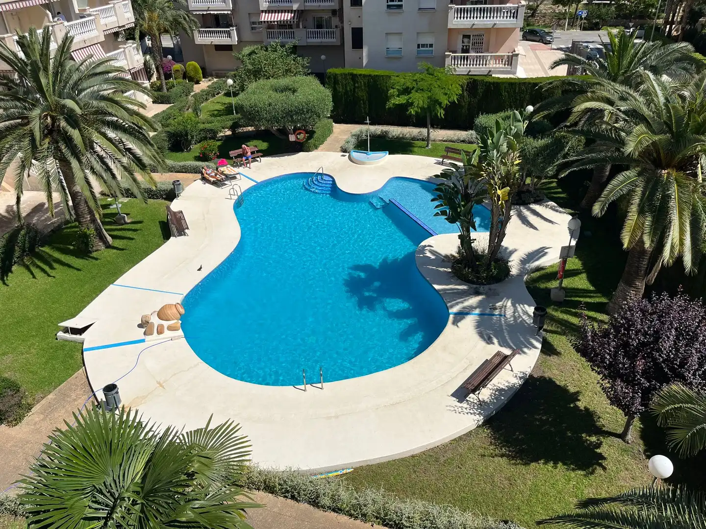 Piscina de Apartamento en venta en L'Alfàs del Pi con Aire acondicionado, Calefacción y Jardín privado