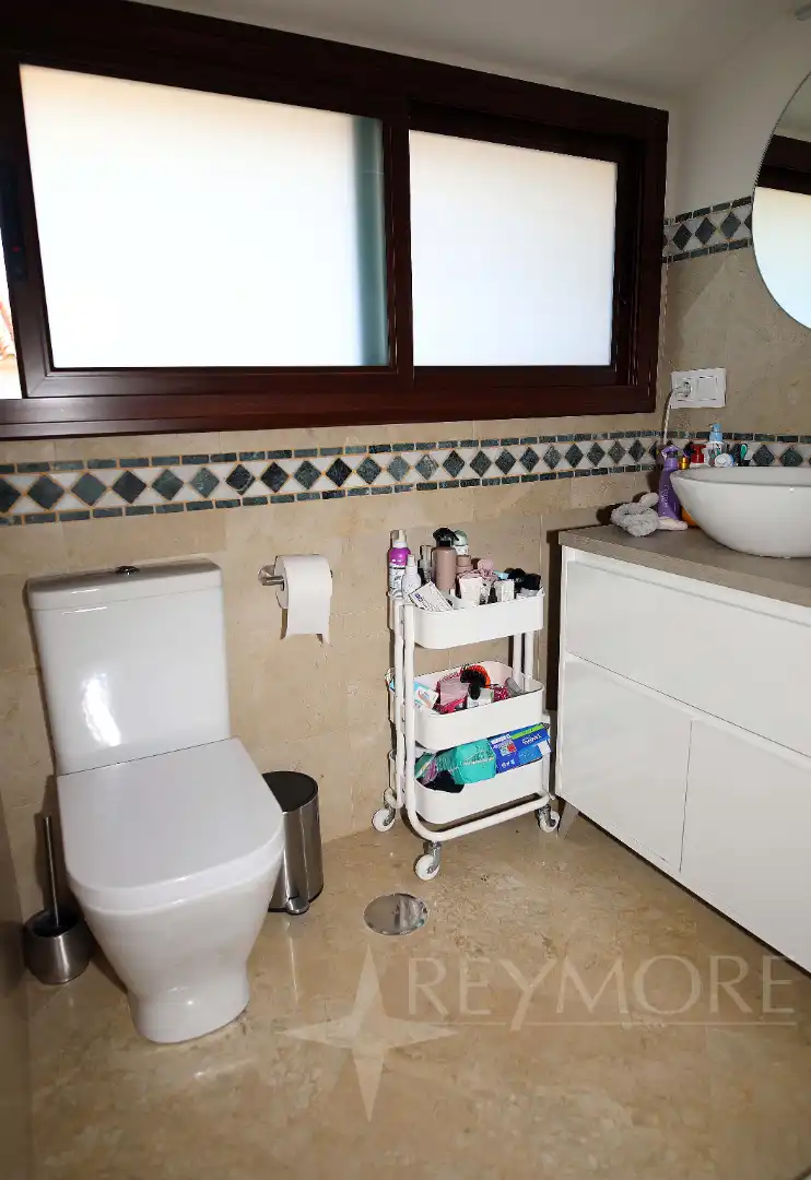 Baño de Casa o chalet en venta en Córdoba con Aire acondicionado, Calefacción y Jardín privado