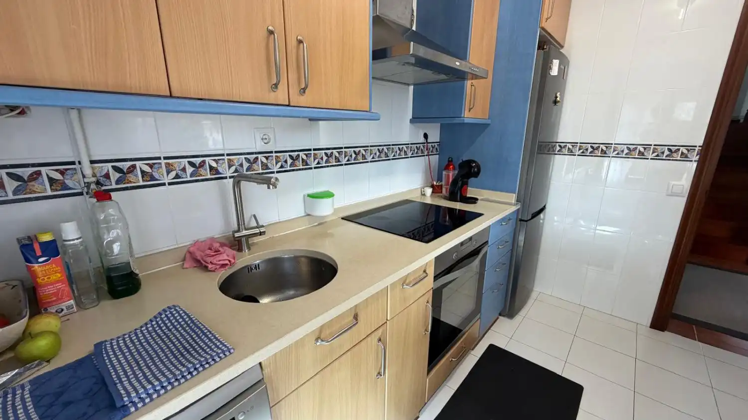 Küche von Einfamilien-Reihenhaus zum Verkauf in Argoños  mit Heizung und Terrasse