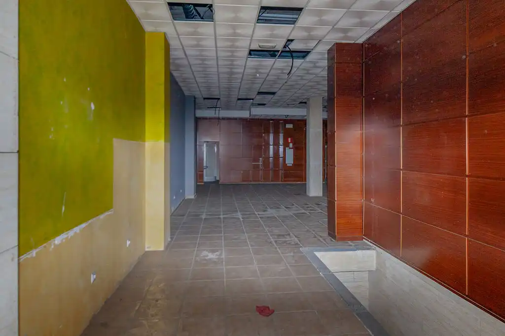 Business premises for sale in Av República Argentina, imagen 5