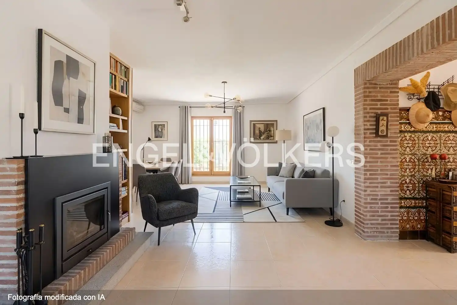 Sala d'estar de Casa o xalet en venda en Boadilla del Monte amb Aire condicionat, Calefacció i Jardí privat