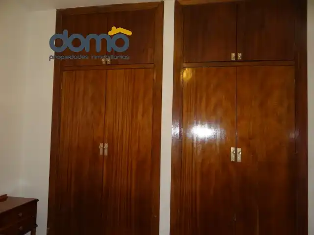 Schlafzimmer von Wohnung zur untervermieten in Granada mit Heizung, Möbliert und Waschmaschine