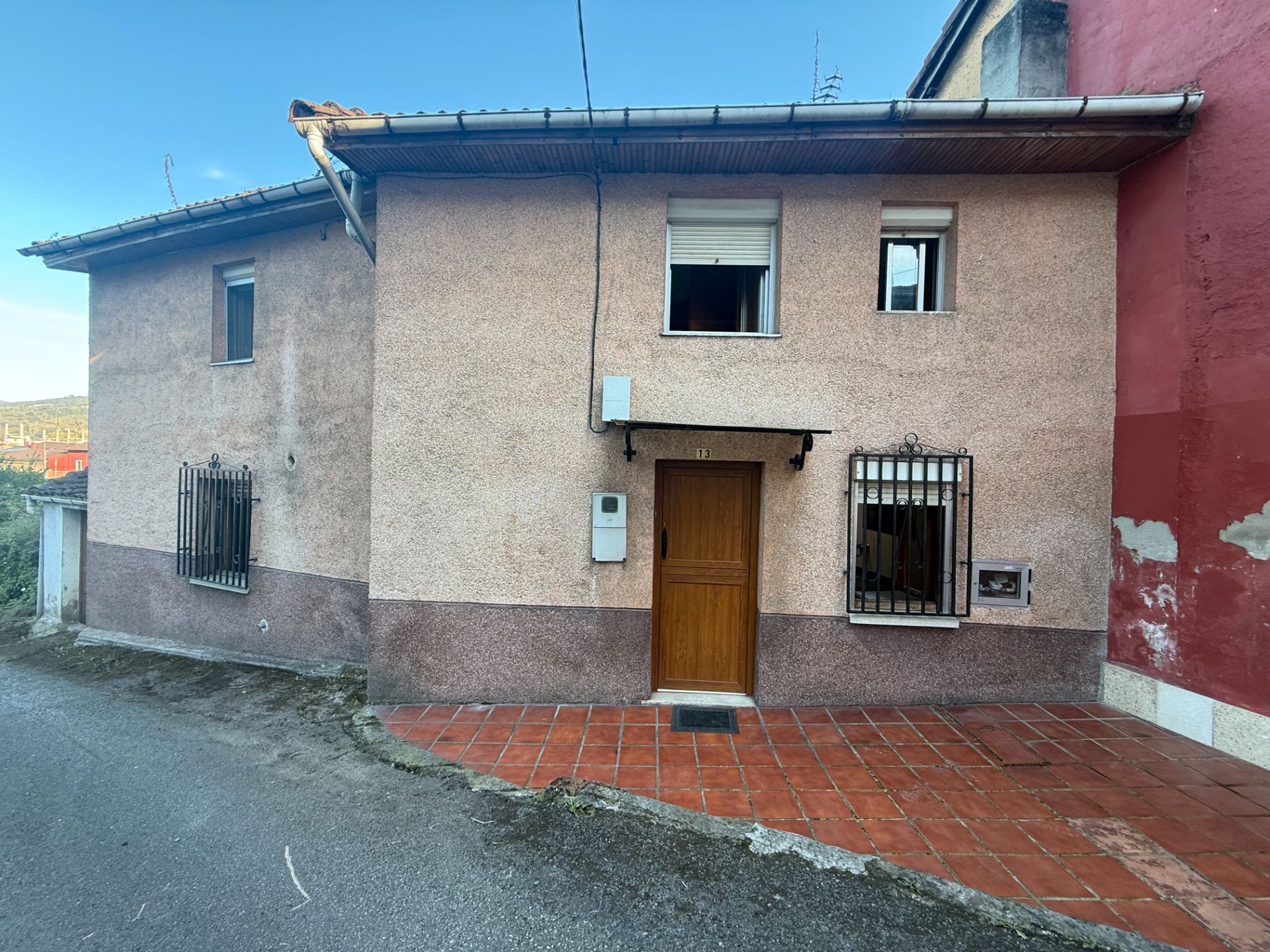 Vista exterior de Casa adosada en venda en Langreo