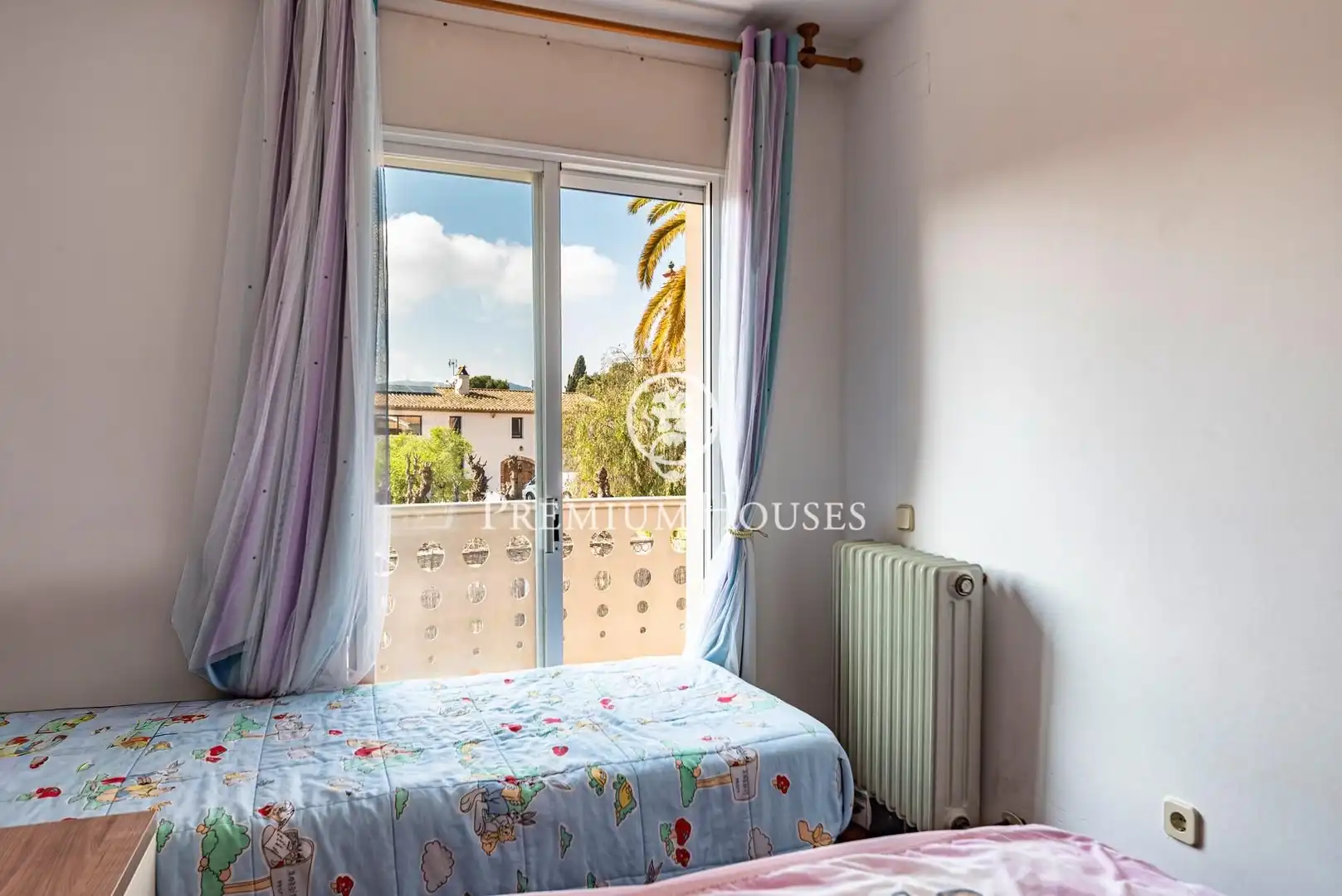 Bedroom of Detached homes for sale in Sant Pere de Ribes  with Air Conditioner, Heating and Private garden