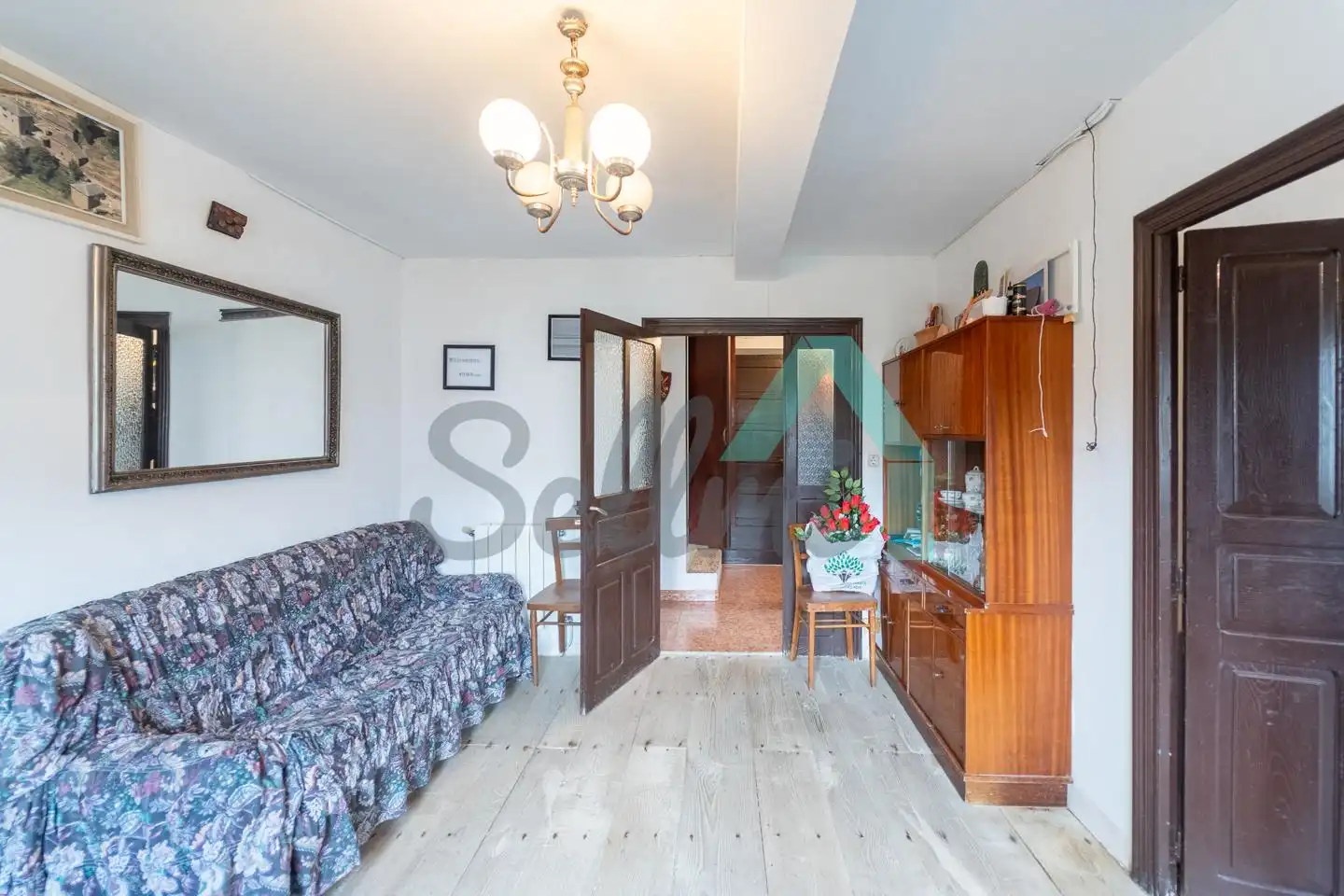 Sala de estar de Casa o chalet en venta en Illano con Calefacción, Jardín privado y Parquet