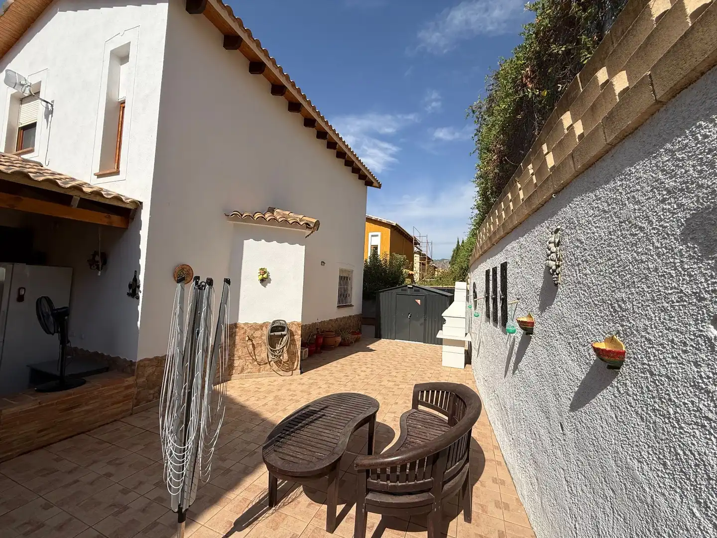 Vista exterior de Casa o chalet en venta en Relleu con Aire acondicionado, Calefacción y Jardín privado
