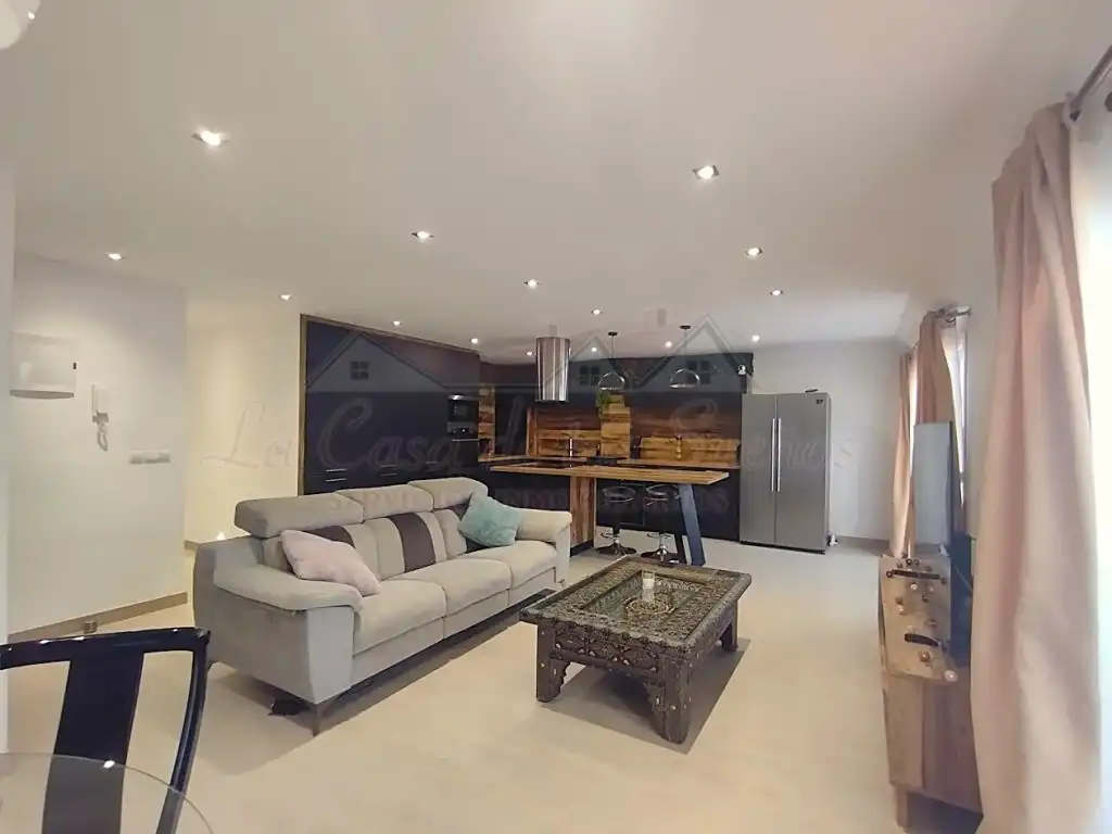 Wohnzimmer von Dachboden zum Verkauf in Elda