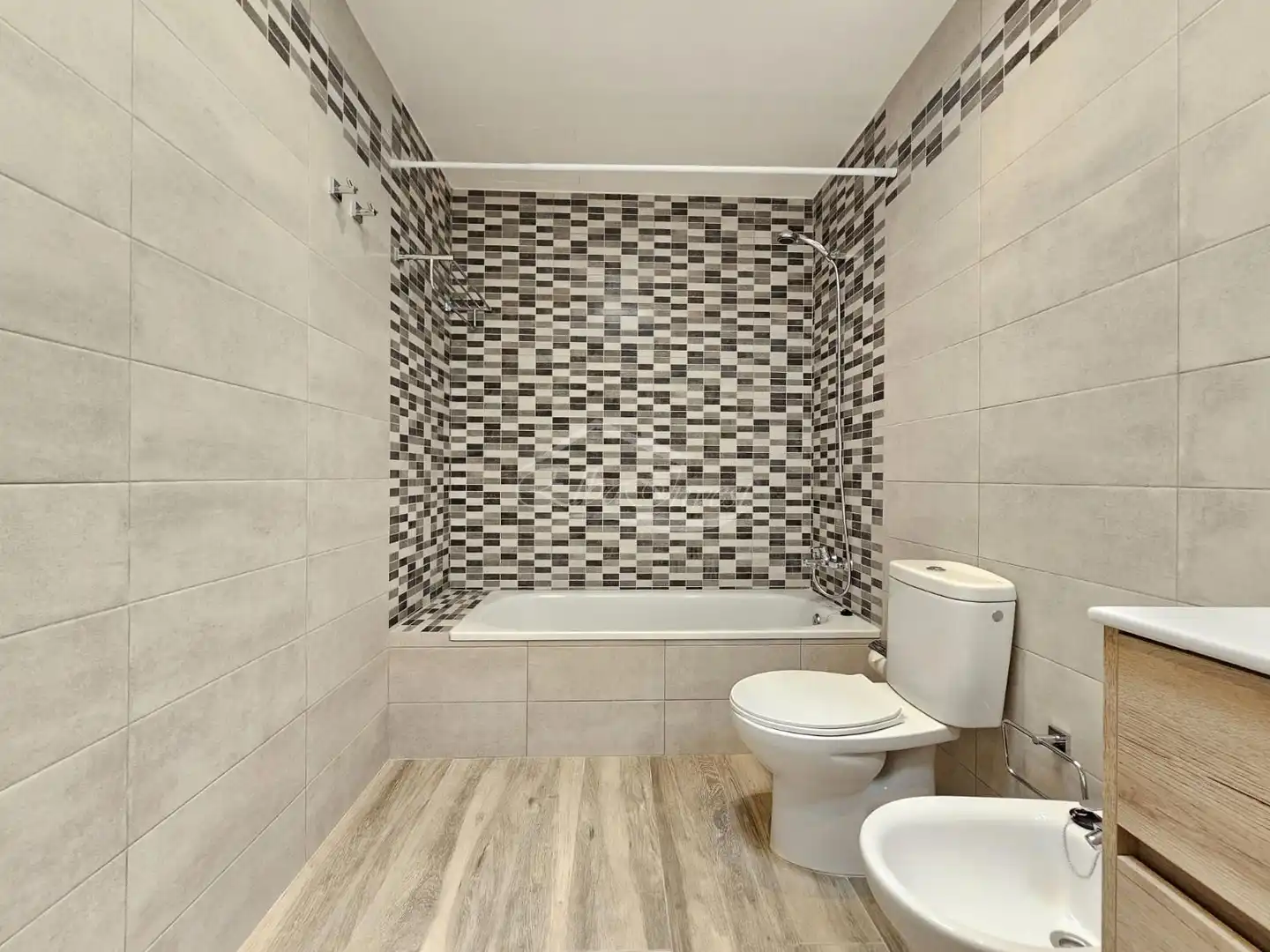 Baño de Casa adosada en venta en El Tanque con Aire acondicionado, Jardín privado y Terraza