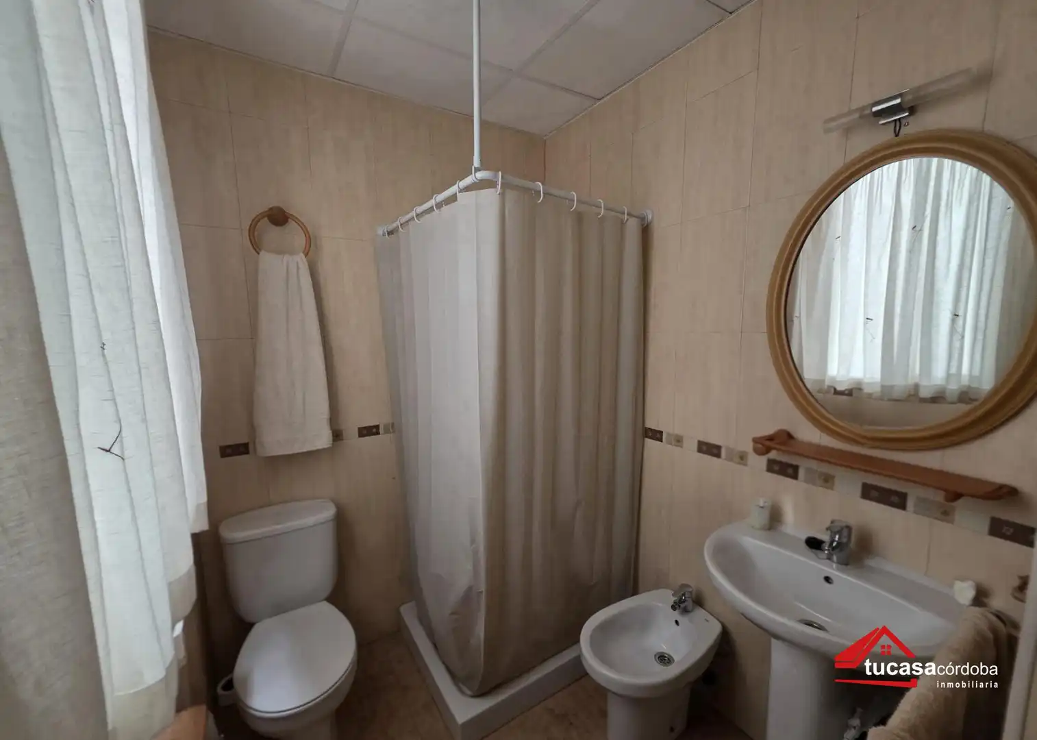 Bathroom of Flat for sale in Córdoba  with Air Conditioner