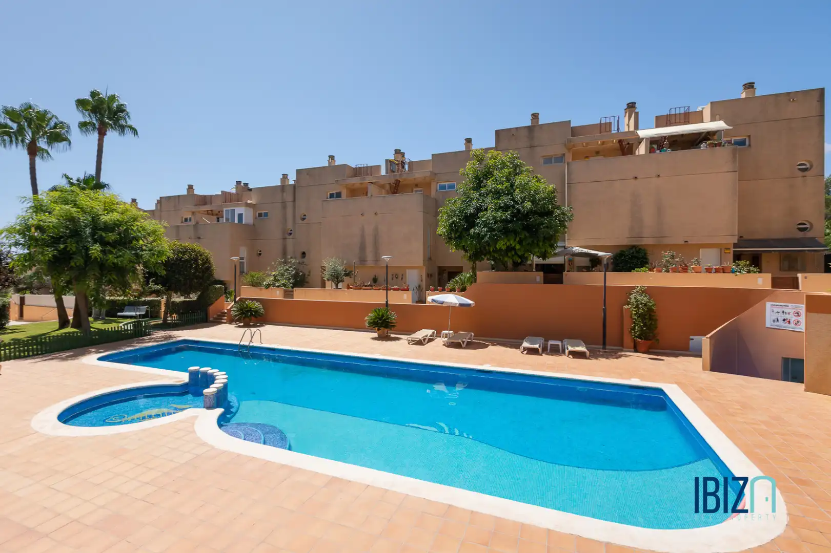 Schwimmbecken von Wohnung zum Verkauf in Eivissa mit Klimaanlage, Heizung und Terrasse