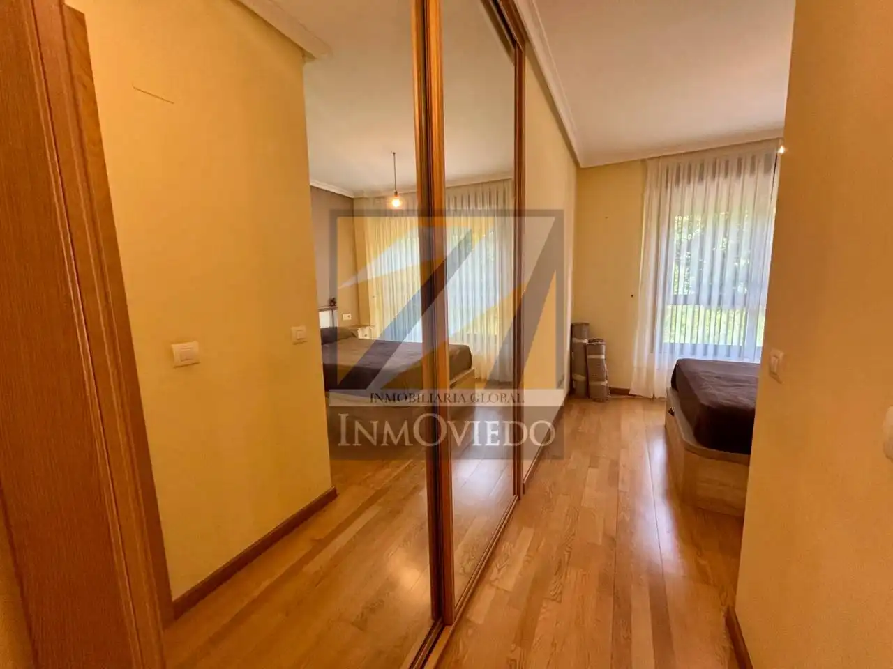 Schlafzimmer von Wohnung zum Verkauf in Oviedo  mit Heizung und Abstellraum