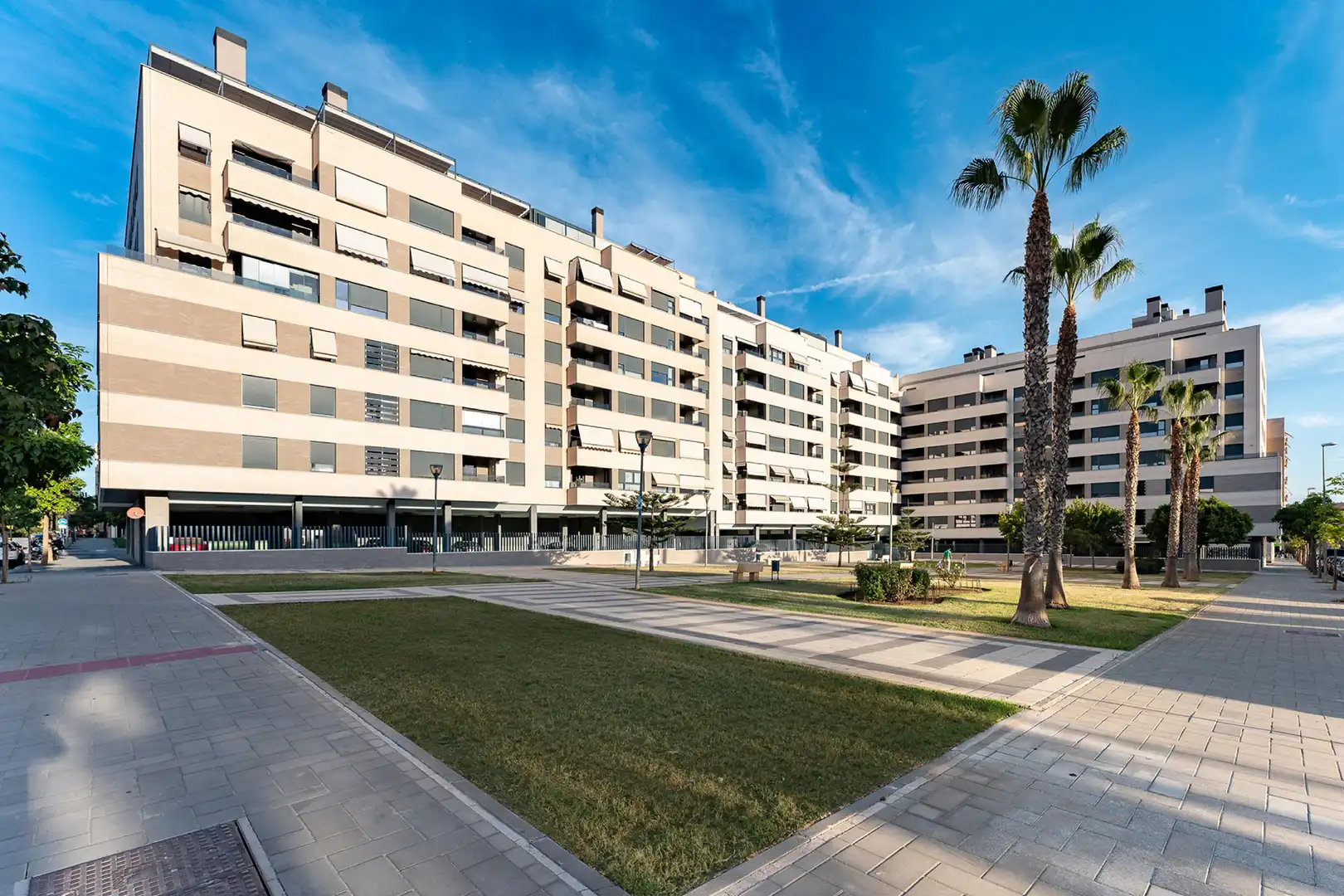Exterior view of Flat for sale in Málaga  with Parquet flooring, Terrace and Storage room