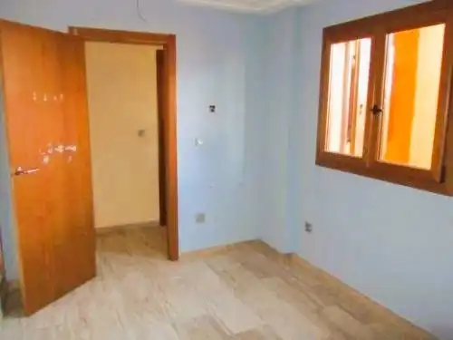 Dormitori de Casa adosada en venda en Llocnou d'En Fenollet amb Aire condicionat, Terrassa i Traster
